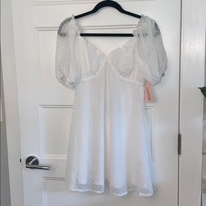 NWT Missguided white dress women’s 4